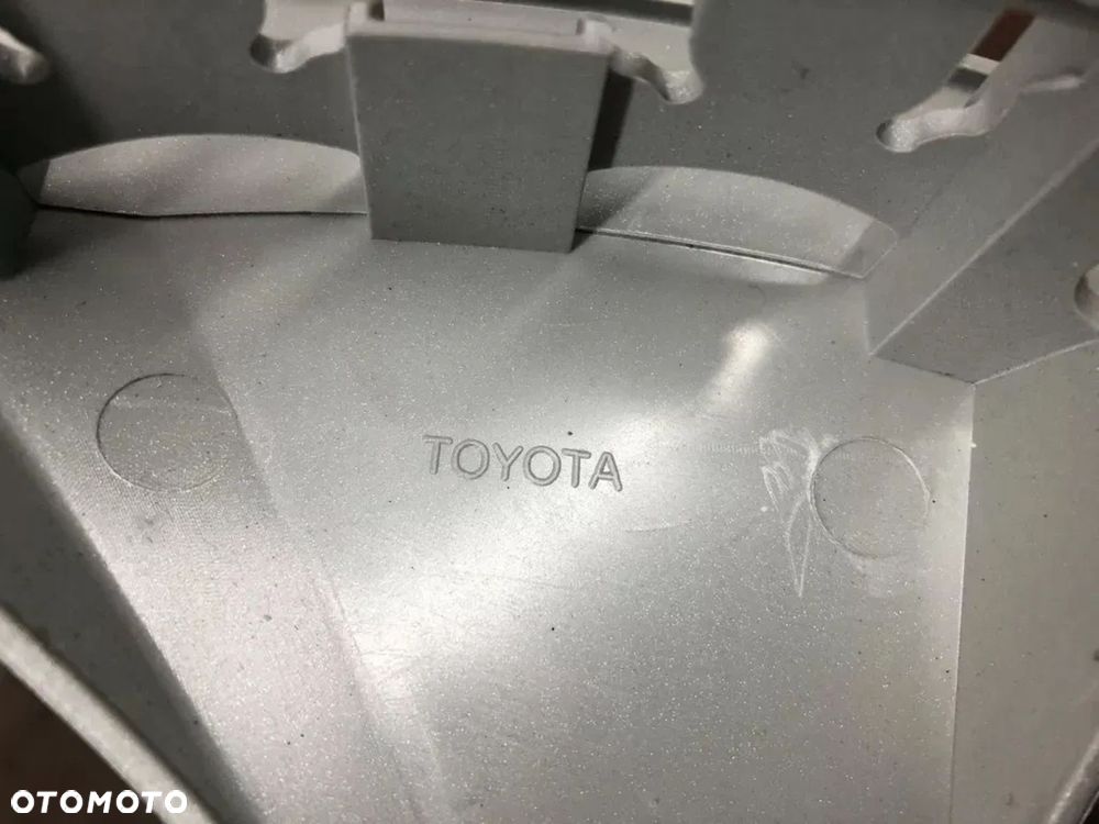 TOYOTA KOŁPAK 16" NOWY ORYGINALNY SREBRNY AURIS AVENSIS YARIS PRIUS COROLLA CHR PROACE VERSO CAMRY AYGO - 3