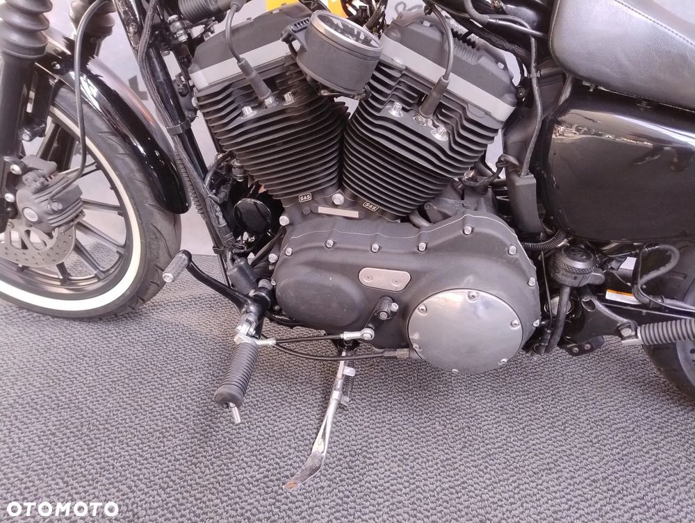 Harley-Davidson Sportster Iron 883 - 33