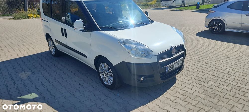 Fiat Doblo 2.0 Multijet 16V Emotion - 1