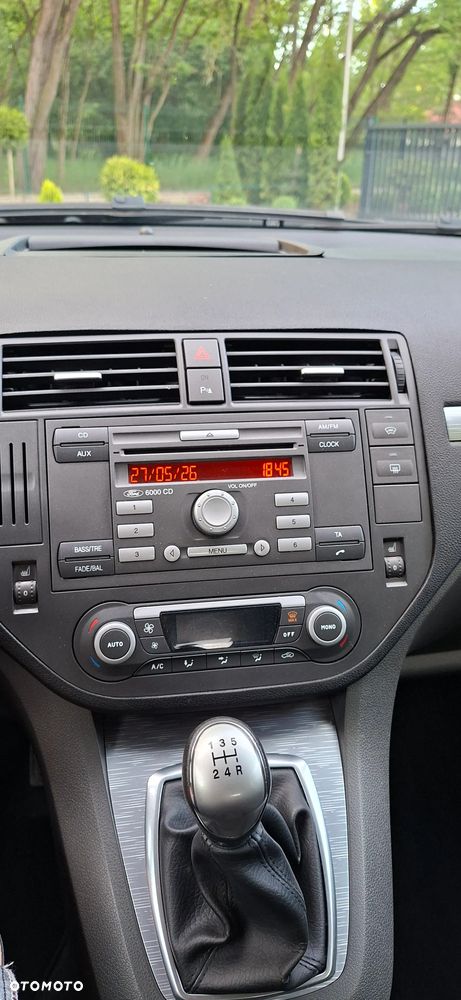 Ford C-MAX 1.8 Ambiente - 11