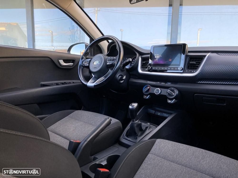 Kia Stonic 1.0 T-GDI EX - 17