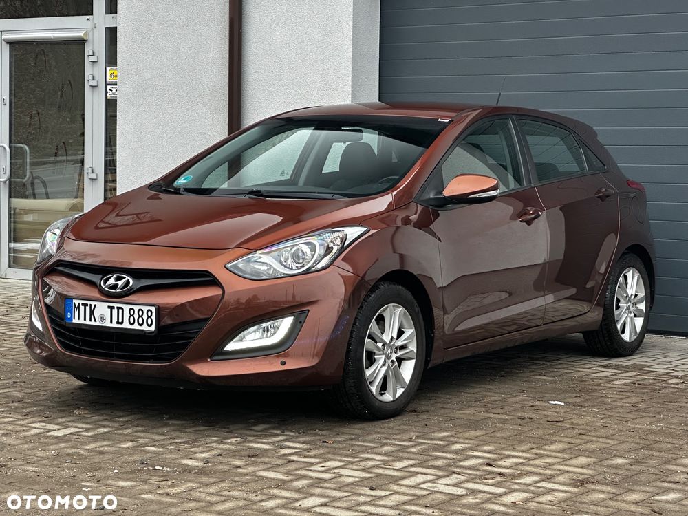 Hyundai i30 1.4 Premium - 1