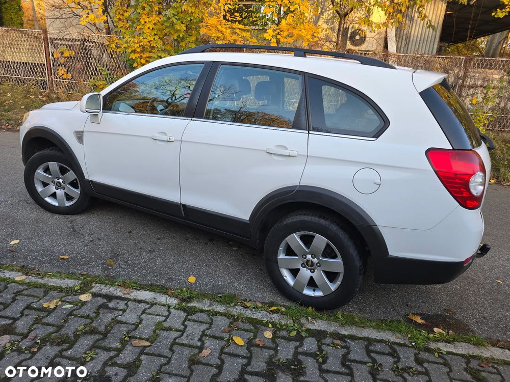 Chevrolet Captiva - 27