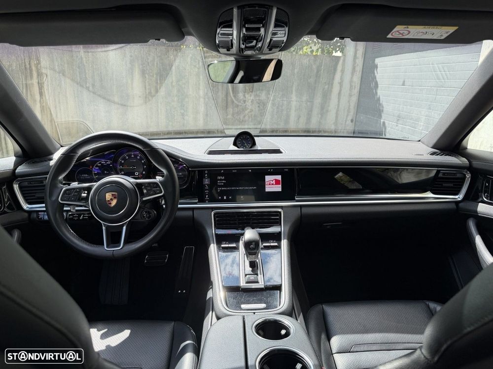 Porsche Panamera 4 E-Hybrid Platinum Edition - 10