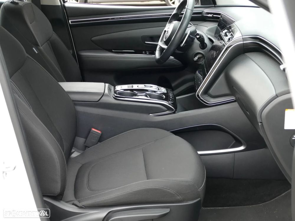 Hyundai Tucson 1.6 T-GDI PHEV Premium - 25
