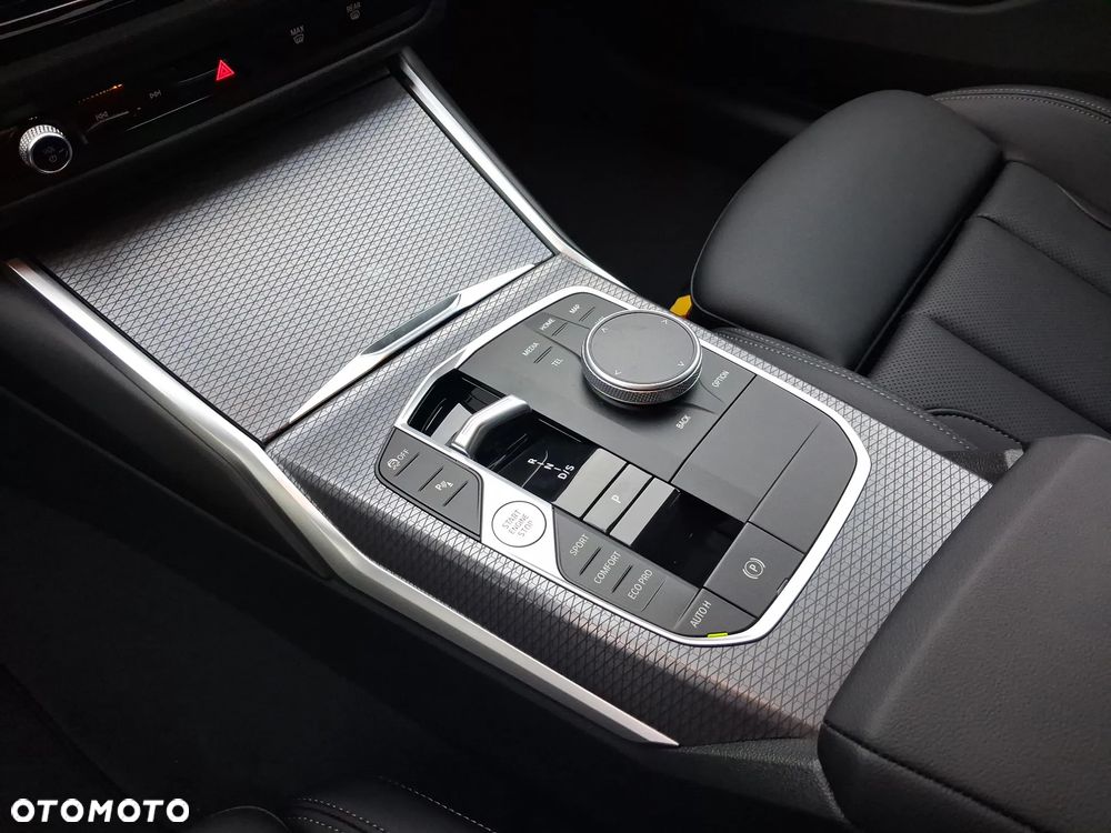 BMW Seria 3 320d mHEV M Sport sport - 16