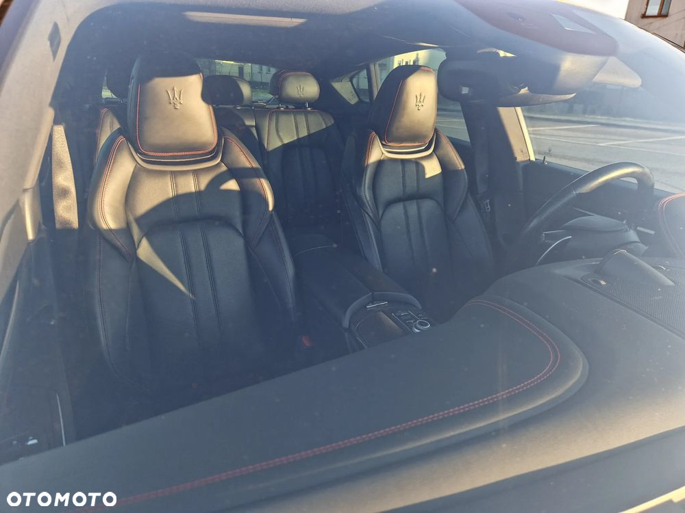 Maserati Levante S Q4 GranSport - 8