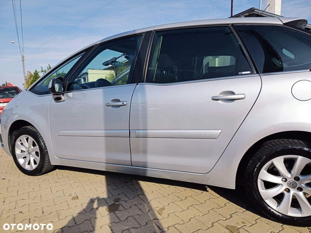 Citroen C4 Picasso 2009 photo 4