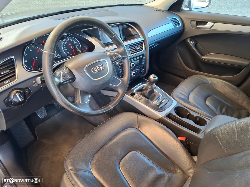 Audi A4 Avant 2.0 TDI Business Line - 23