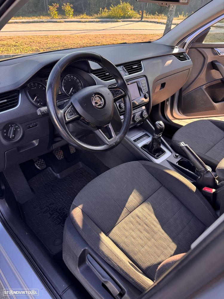 Skoda Octavia Break 1.6 TDi Elegance - 5