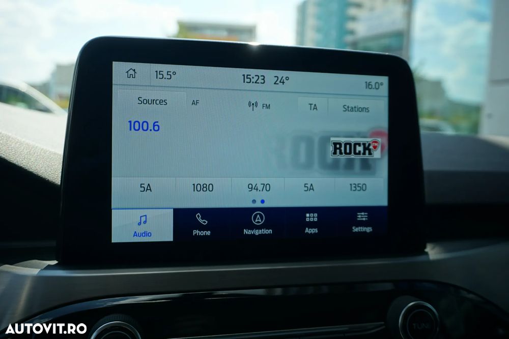 Ford Kuga - 11