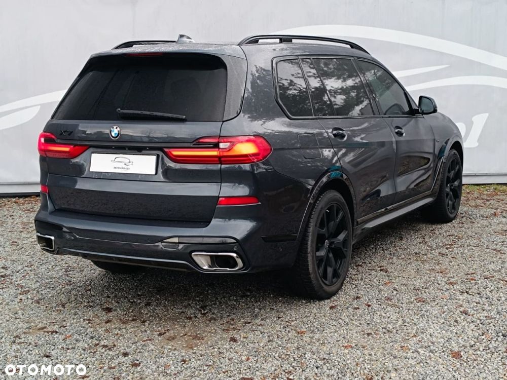 BMW X7 - 14