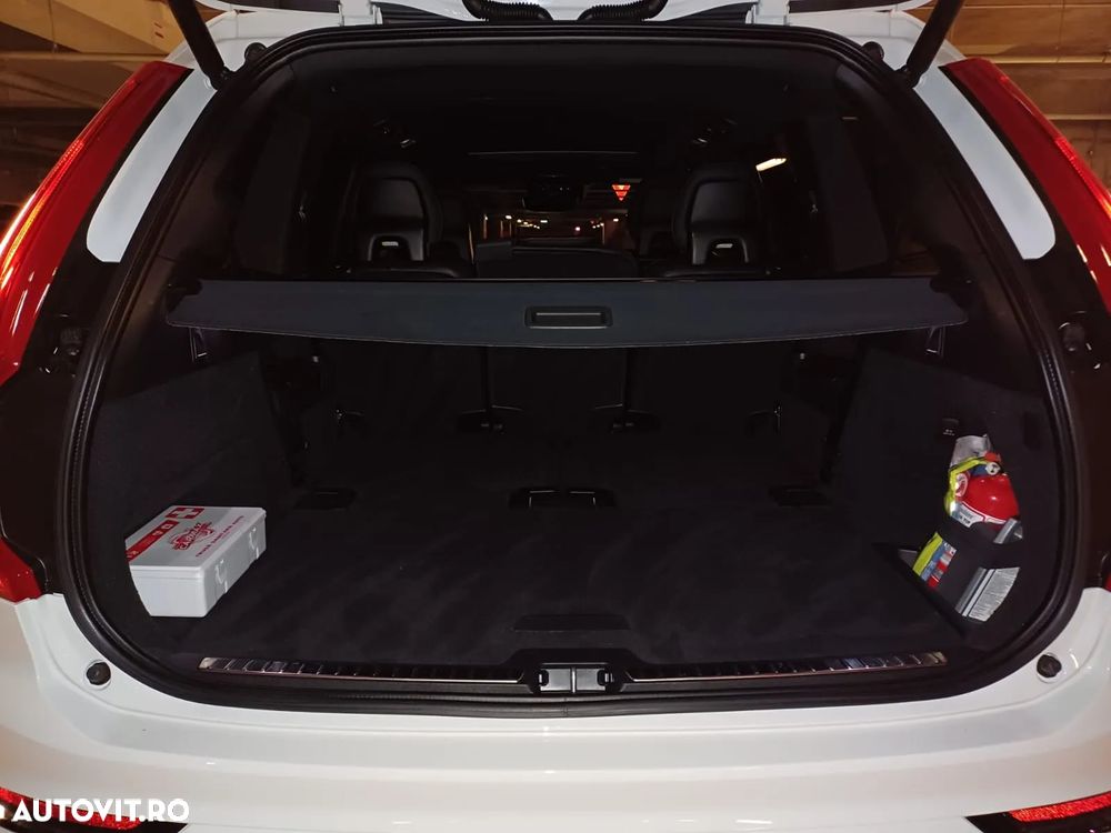 Volvo XC 90 T6 AWD R-Design - 6