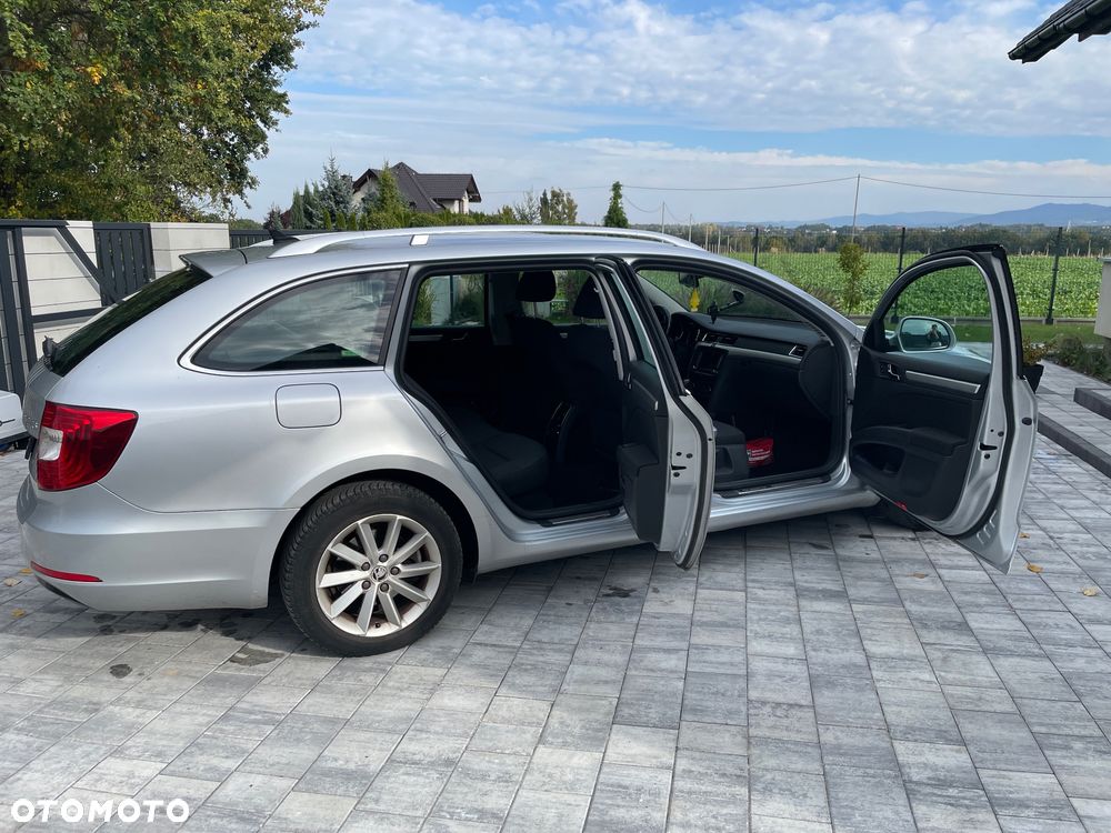 Skoda Superb 2.0 TDI Elegance - 5