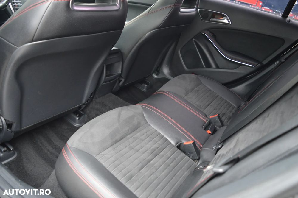 Mercedes-Benz CLA 250 4MATIC SB Aut. - 33