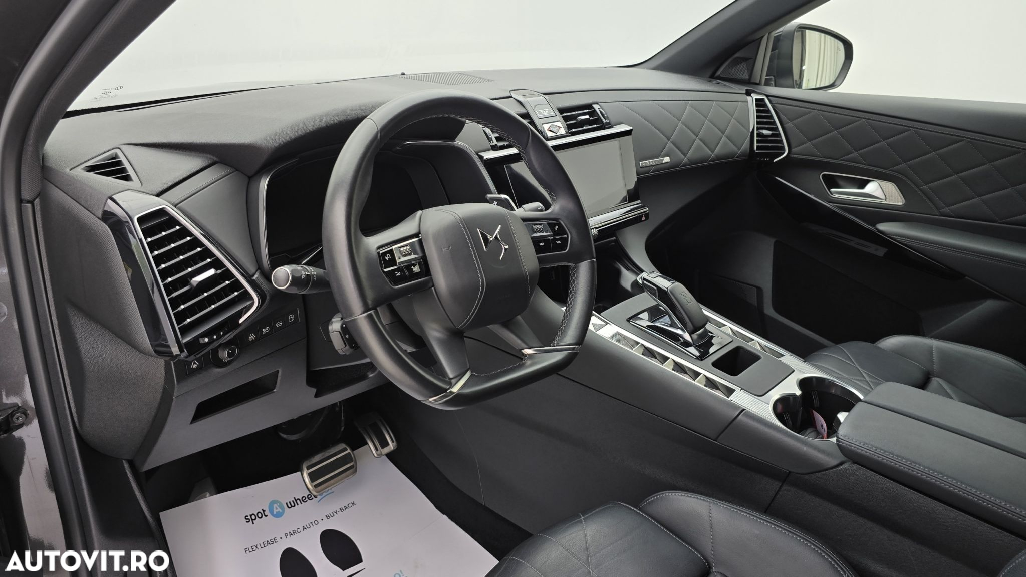 DS Automobiles DS 7 Crossback - 12