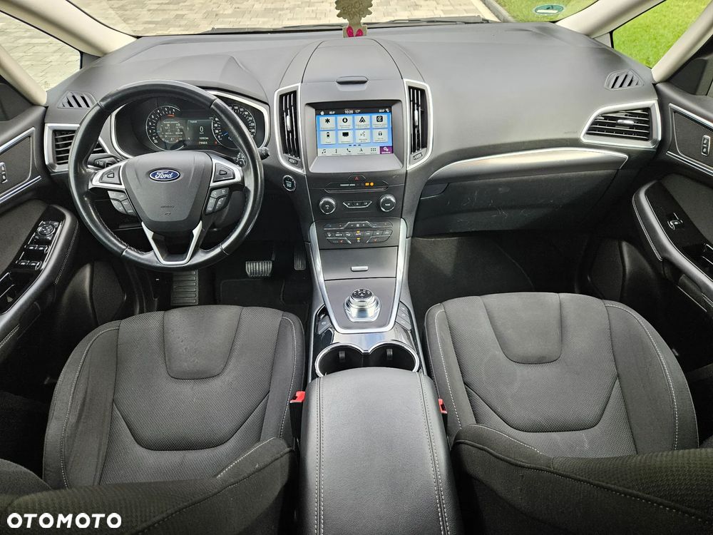 Ford S-Max - 20