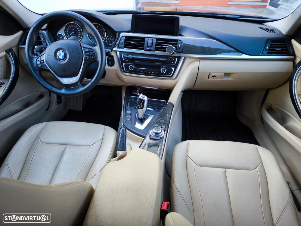BMW 320 d Auto Line Luxury - 4