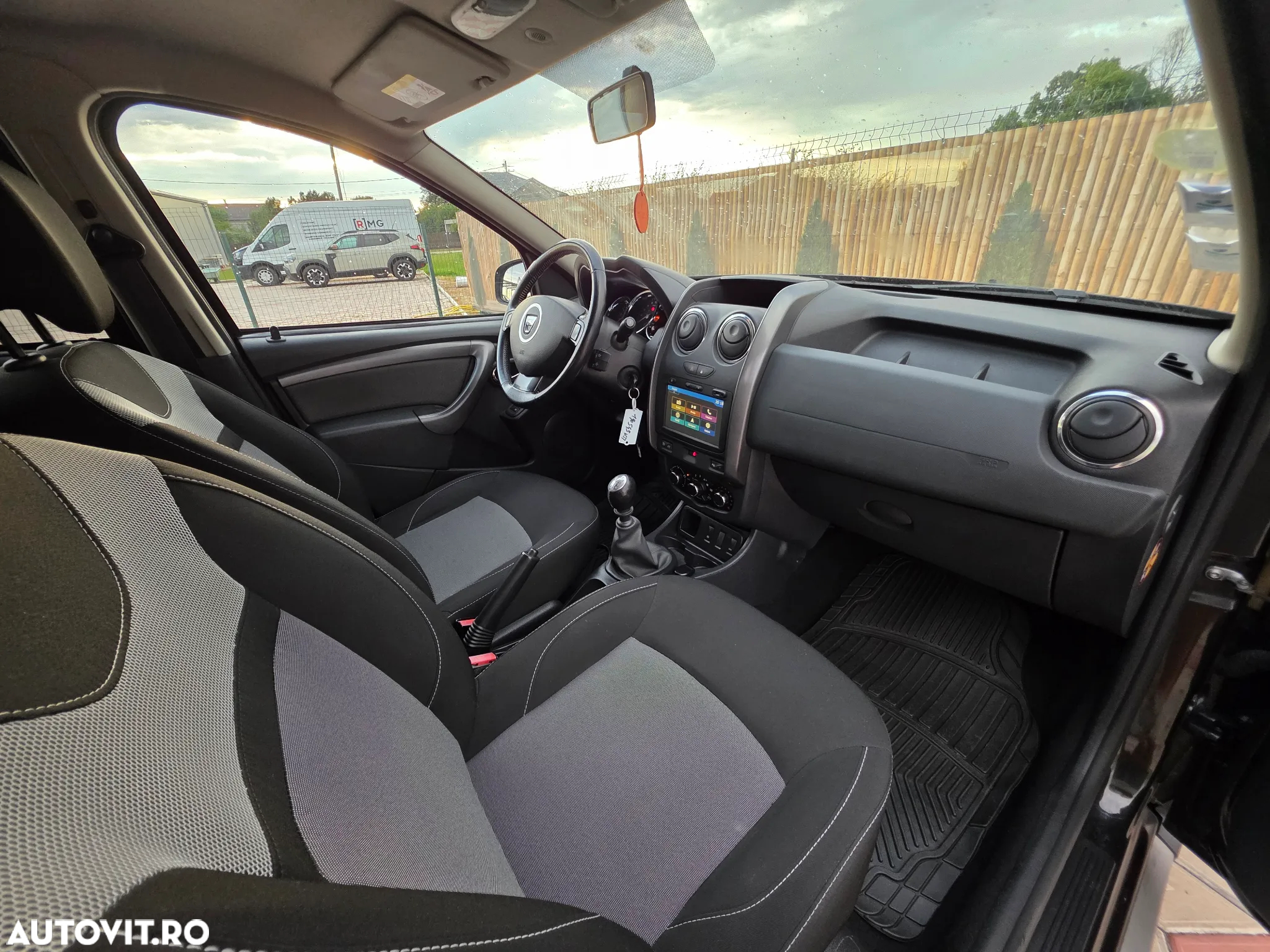 Dacia Duster dCi 110 2WD Prestige - 22