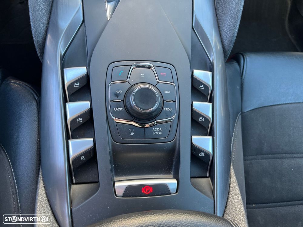 Citroën DS5 2.0 HDi Hybrid4 So Chic CMP6 - 24