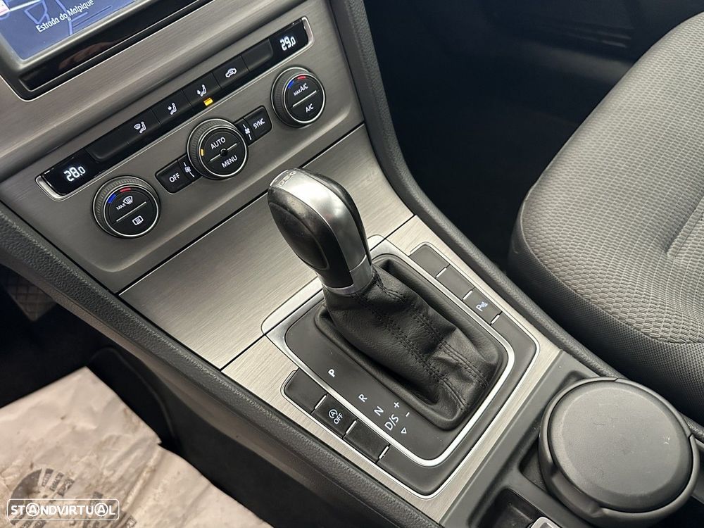 VW Golf Variant 1.6 TDi GPS Edition DSG - 14