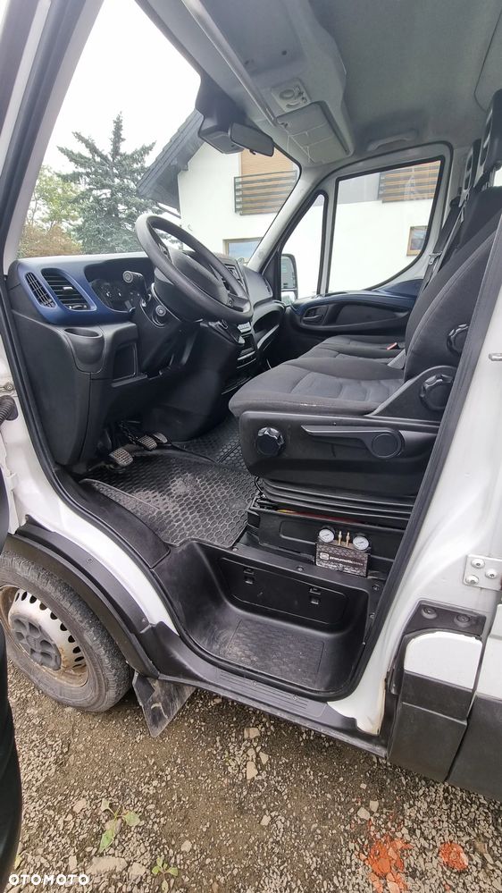 Iveco DAILY - 25