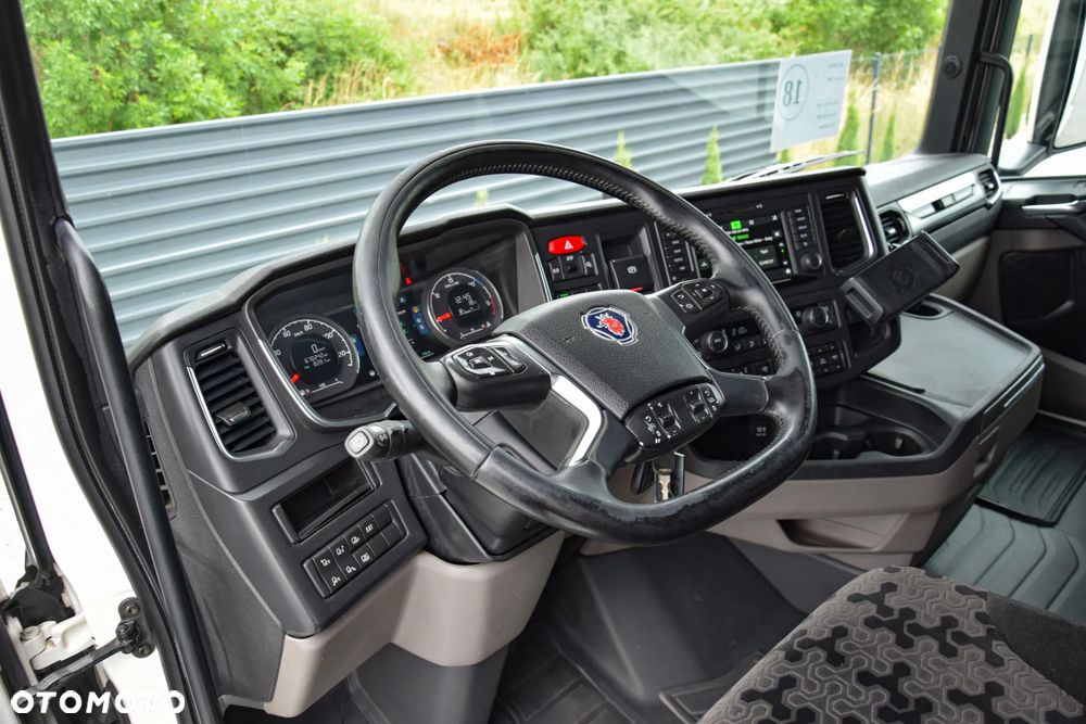 Scania 500S / FULL AIRMATIC / HYDRAULIKA / RETARDER / KLIMATYZACJA POSTOJOWA / ACC / KLIMA / 2 ZBIORNIKI PALIWA / FULL LEDY / FULL SPOILERY / SERWISOWANA / SPROWADZONA - 26