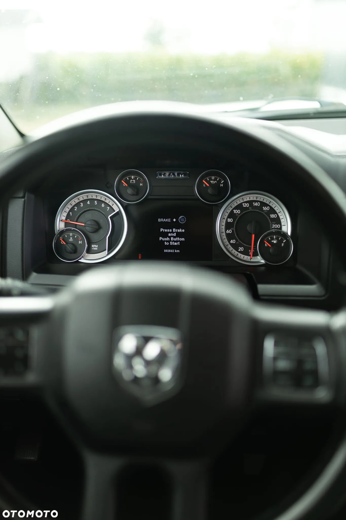 Dodge RAM 1500 5.7 4x4 - 13
