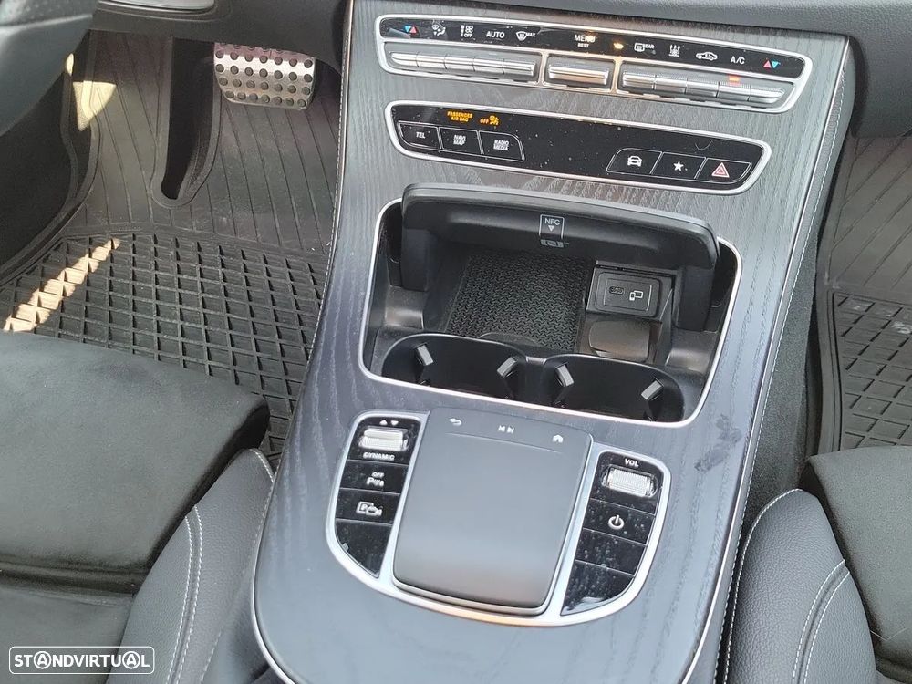 Mercedes-Benz E 300 de AMG Line - 21