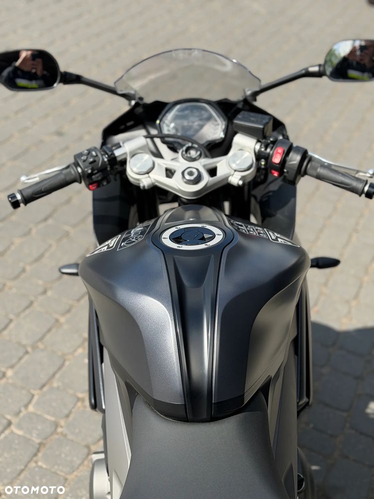 Triumph Daytona - 12