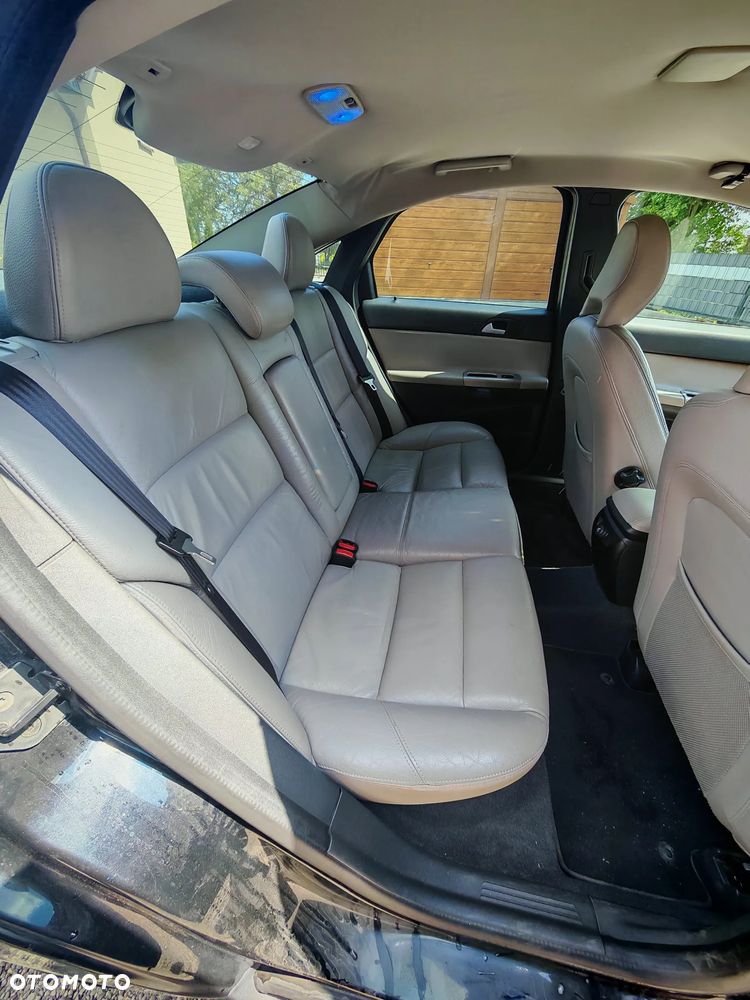 Volvo S40 1.8 Momentum - 15