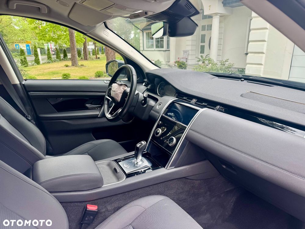 Land Rover Discovery Sport 2.0 D165 mHEV R-Dynamic SE - 14