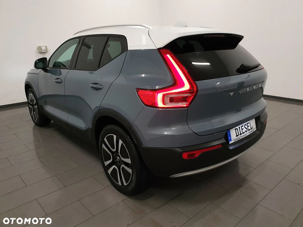 Volvo XC 40 D3 SCR Inscription - 4