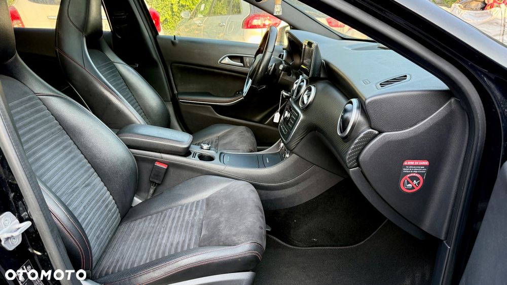Mercedes-Benz Klasa A 220 CDI 7G-DCT AMG Line - 26