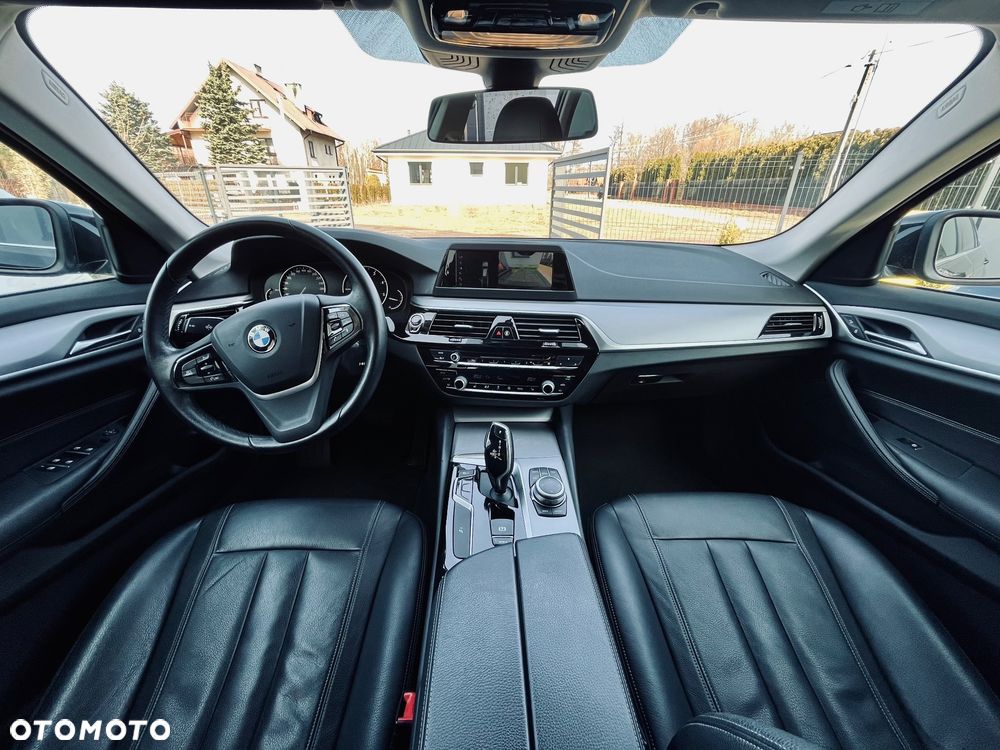 BMW Seria 5 518d - 7