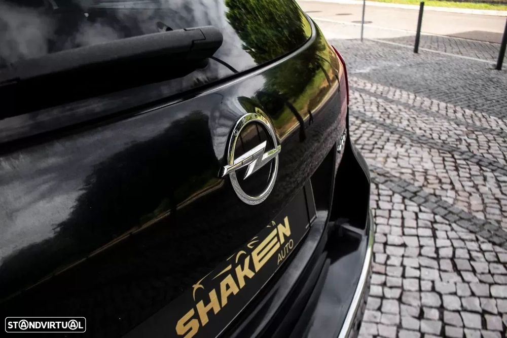 Opel Astra Sports Tourer - 9