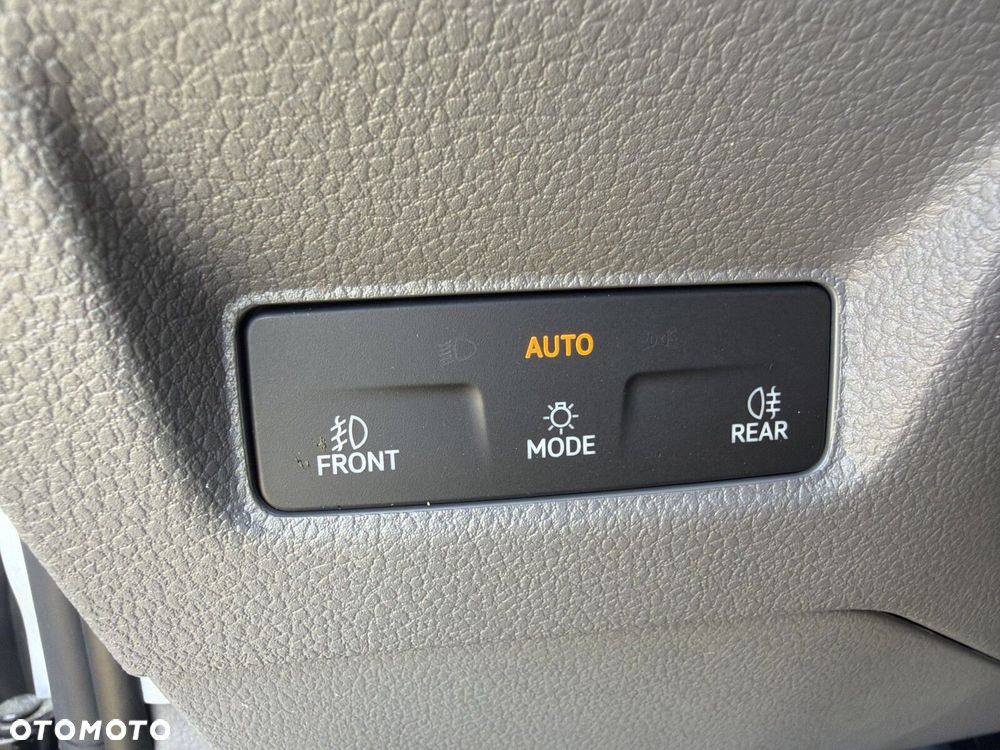 Volkswagen Crafter LIFT 2.0 TDI SCR 177KM, zabudowa brygadowa Hauser - 17