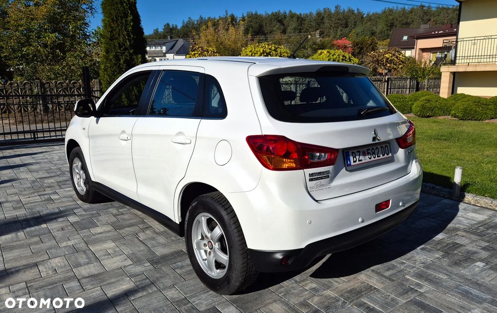 Mitsubishi ASX - 8