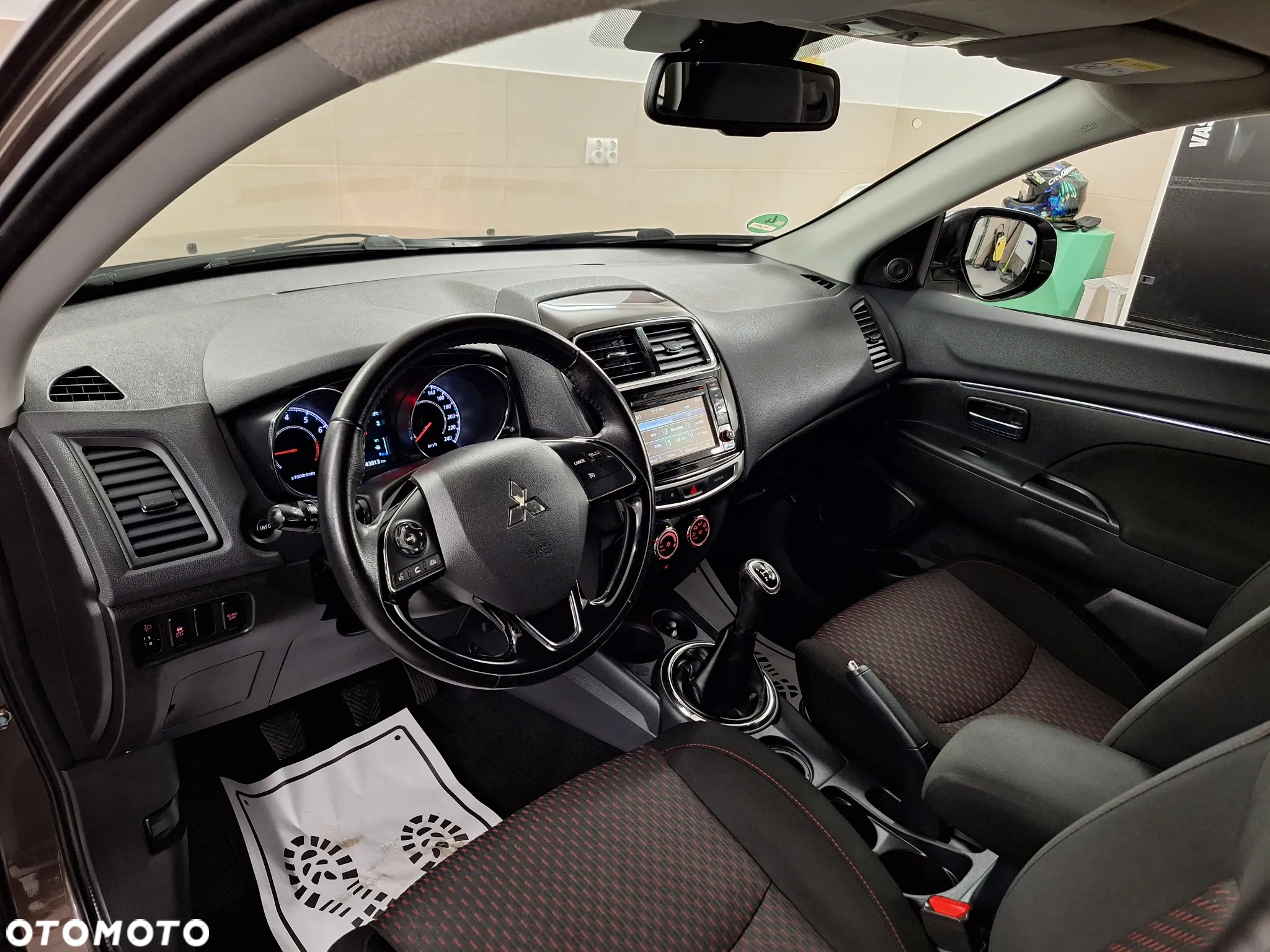 Mitsubishi ASX 1.6 2WD Diamant Edition+ - 16