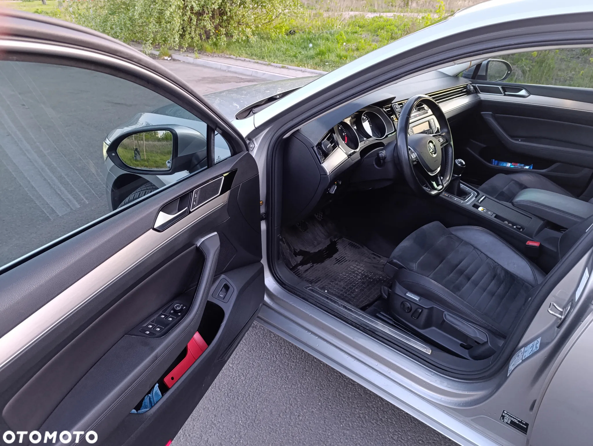 Volkswagen Passat 2.0 TDI BMT Highline - 26