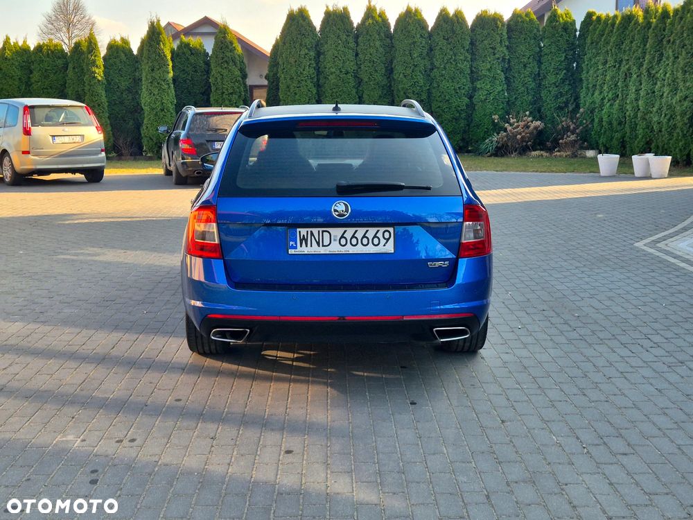 Skoda Octavia 2.0 TDI RS DSG - 5