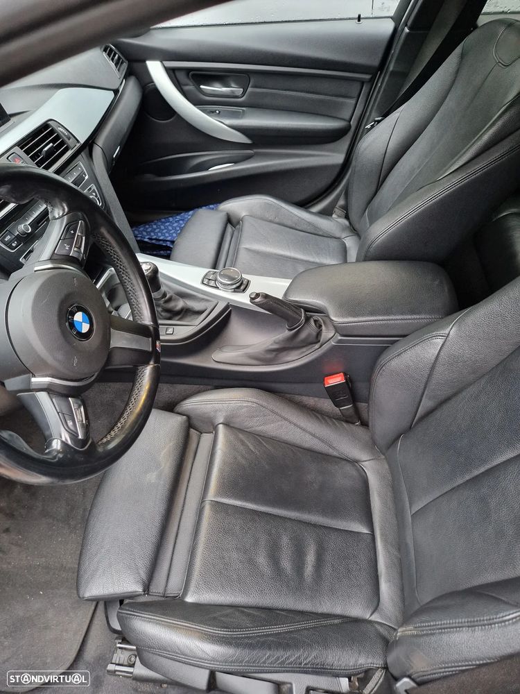 BMW 320 d Pack M - 5