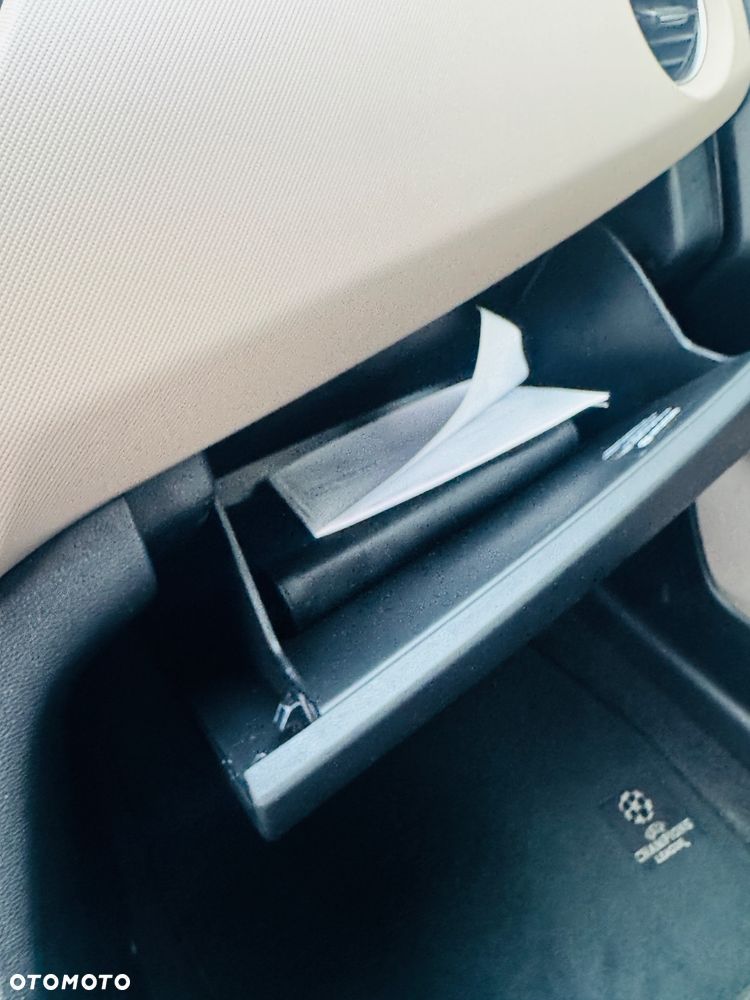 Hyundai i10 1.1 Premium - 19