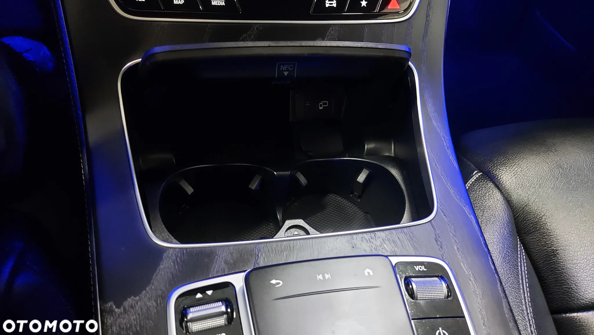 Mercedes-Benz Klasa E - 18