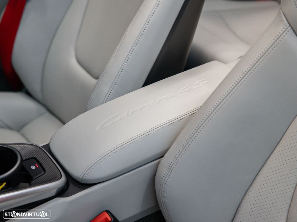 Porsche 911 (992) Carrera 4S PDK - 37