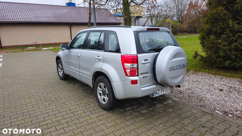 Suzuki Grand Vitara 2.0 - 2