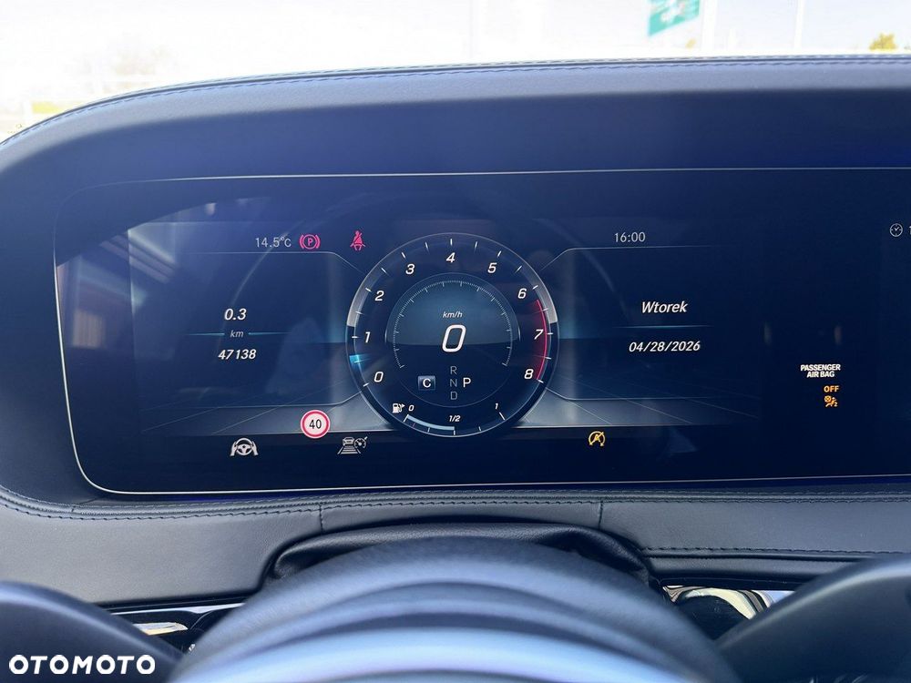 Mercedes-Benz Klasa S 560 4-Matic L 9G-TRONIC - 37