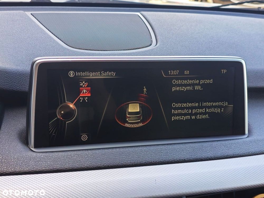 BMW X5 xDrive25d - 23