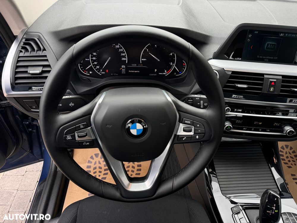 BMW X3 xDrive20d Aut. - 9