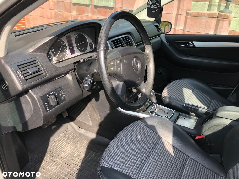 Mercedes-Benz Klasa B - 20